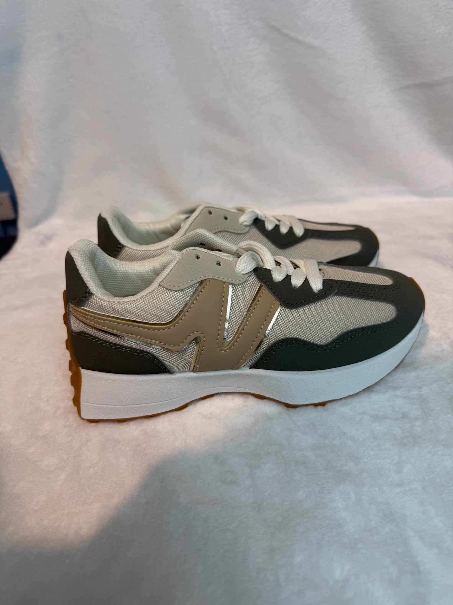 Zapatilla Marbella Verde y Beige