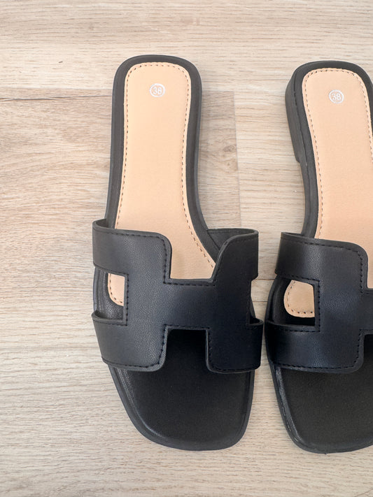 Black Marbella Sandal